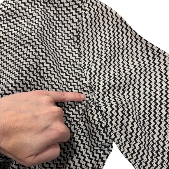 VTG Adrianna Papell Geometric Pattern Silk
Button Up Dress Midi Size 6 - Picture 7 of 7